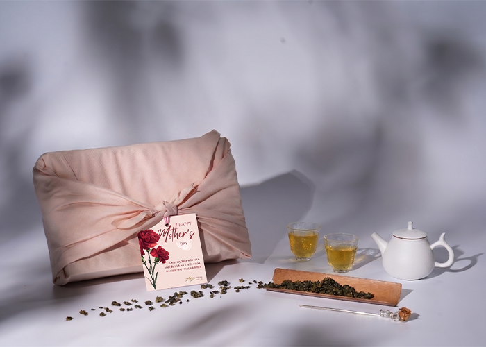 母親節茶禮｜日式茶韻布包禮盒｜母親節溫馨禮盒｜茶包＋茶餅組合